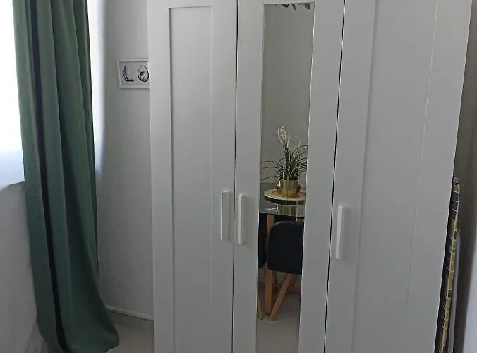 Lovre Apartment Makarska