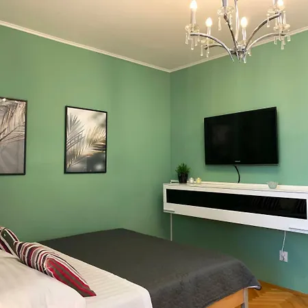 Apartment Lovre *